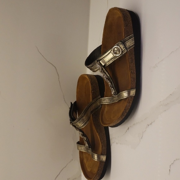 NAOT Women Malibu Sandal Size 6 (size missing) Gold Bronze Rhinestone Open - Picture 4 of 13